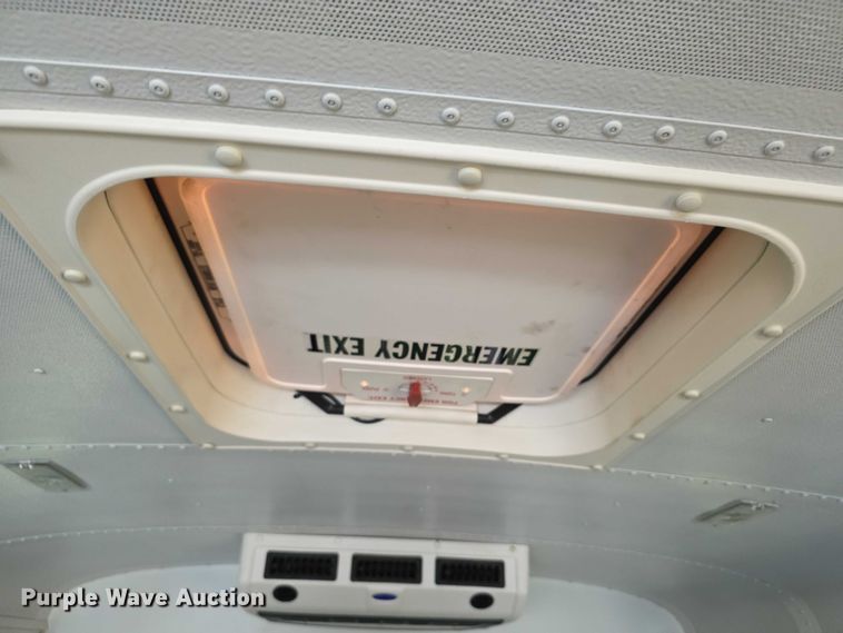 image for item EF3653 2005 Ford  E450 Super Duty  school bus