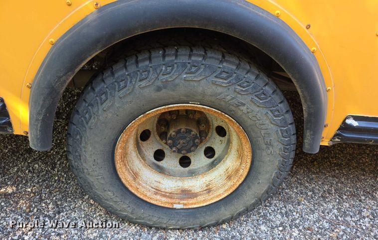 image for item EF3653 2005 Ford  E450 Super Duty  school bus