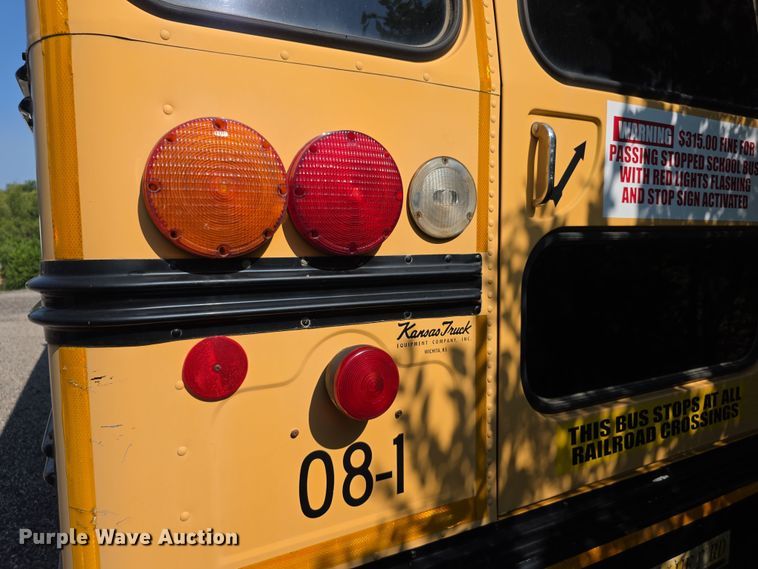 image for item EF3654 2007 Blue Bird Vision school bus