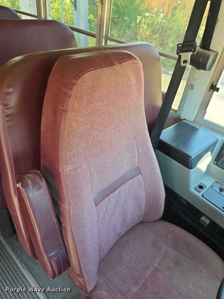 image for item EF3654 2007 Blue Bird Vision school bus