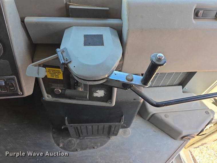 image for item EF3654 2007 Blue Bird Vision school bus