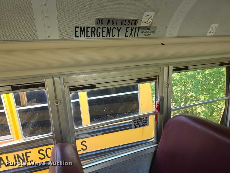 image for item EF3654 2007 Blue Bird Vision school bus