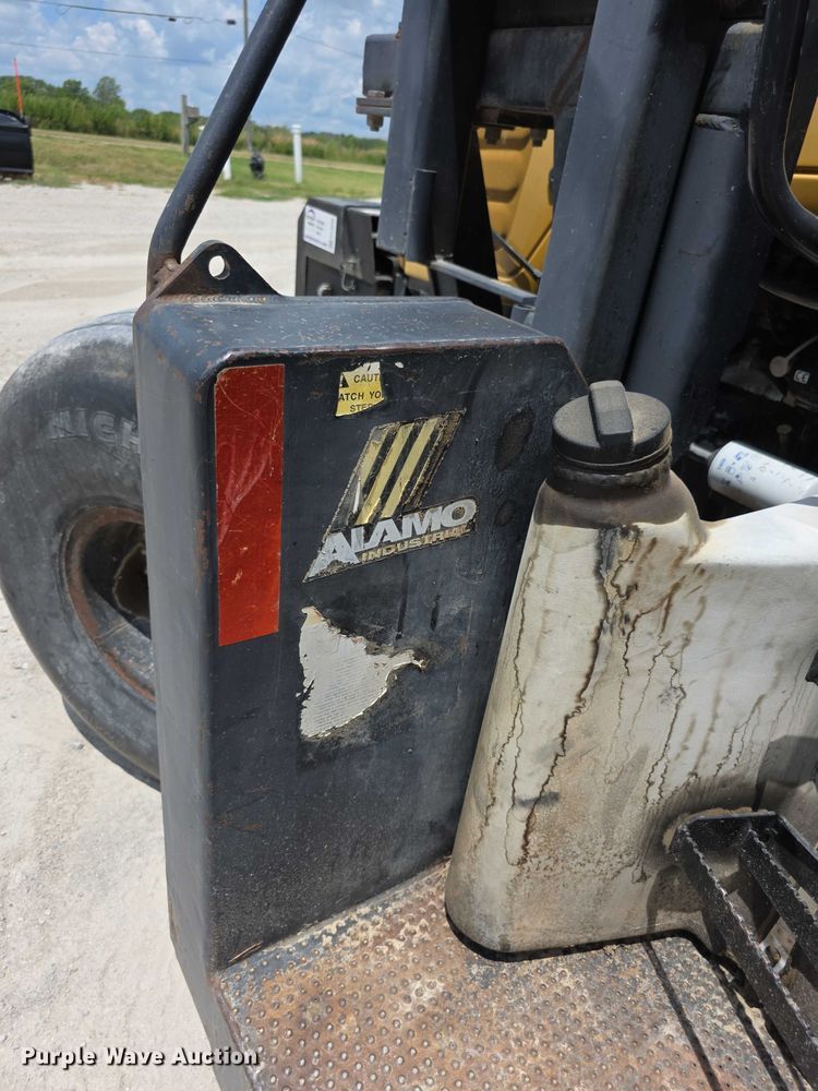 image for item EF3656 Challenger T455B tractor