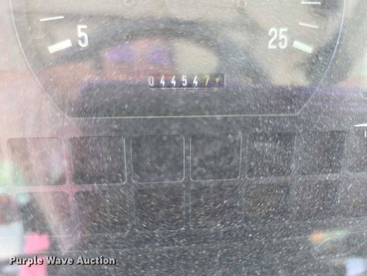 image for item EF3656 Challenger T455B tractor