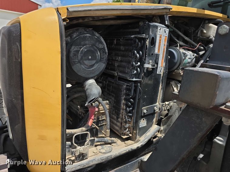 image for item EF3656 Challenger T455B tractor