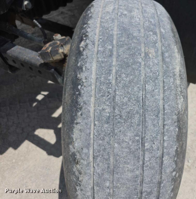 image for item EF3656 Challenger T455B tractor