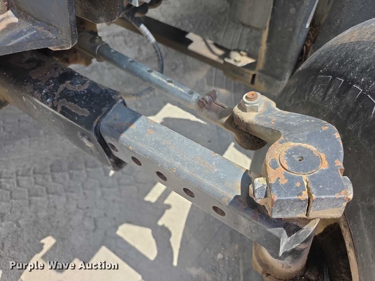 image for item EF3656 Challenger T455B tractor