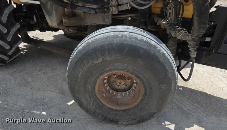 image for item EF3656 Challenger T455B tractor