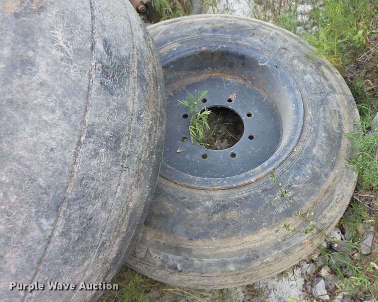 image for item EF3656 Challenger T455B tractor