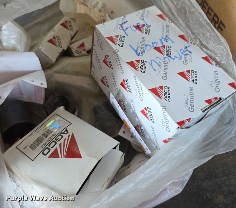 image for item EF3656 Challenger T455B tractor