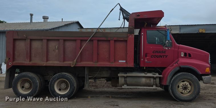 image for item EF3658 2006 Sterling L-Line dump truck