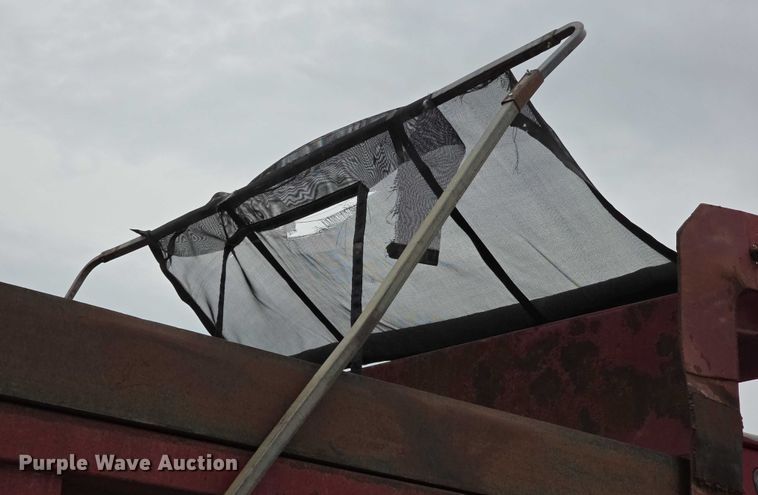 image for item EF3658 2006 Sterling L-Line dump truck