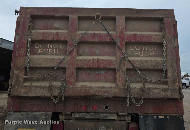 image for item EF3658 2006 Sterling L-Line dump truck