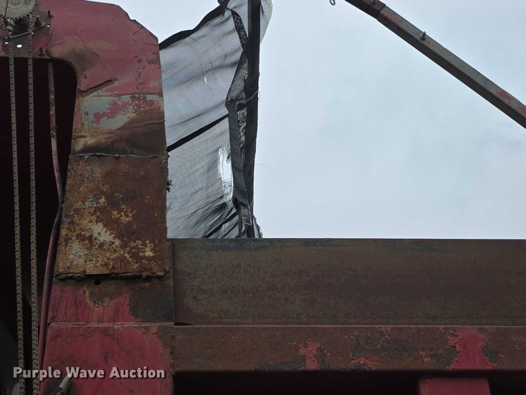 image for item EF3658 2006 Sterling L-Line dump truck