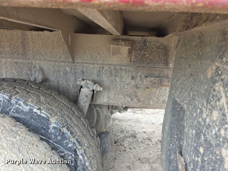 image for item EF3658 2006 Sterling L-Line dump truck