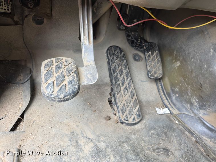 image for item EF3658 2006 Sterling L-Line dump truck