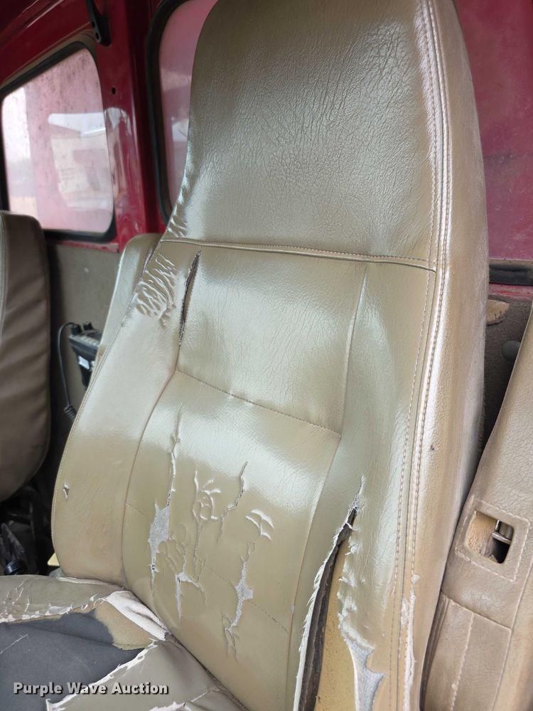 image for item EF3658 2006 Sterling L-Line dump truck