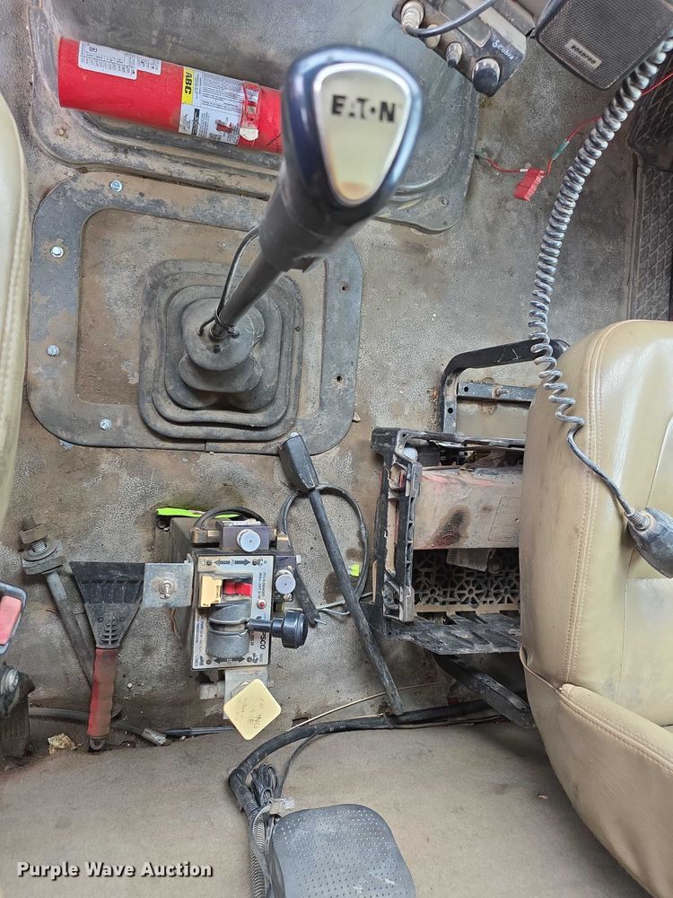 image for item EF3658 2006 Sterling L-Line dump truck