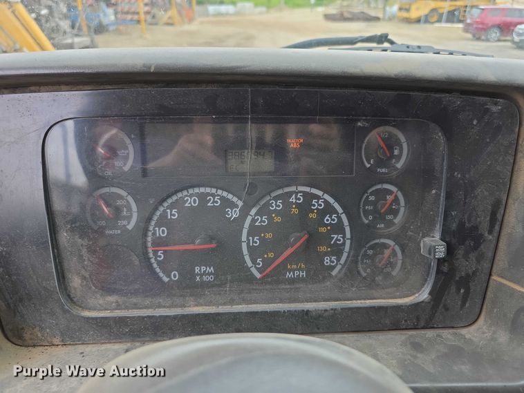 image for item EF3658 2006 Sterling L-Line dump truck