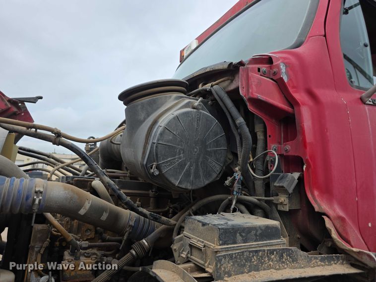 image for item EF3658 2006 Sterling L-Line dump truck