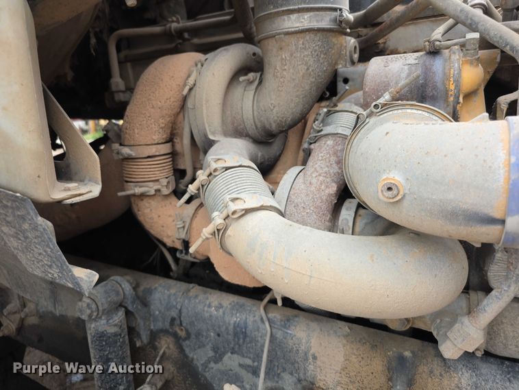 image for item EF3658 2006 Sterling L-Line dump truck