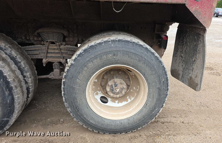 image for item EF3658 2006 Sterling L-Line dump truck