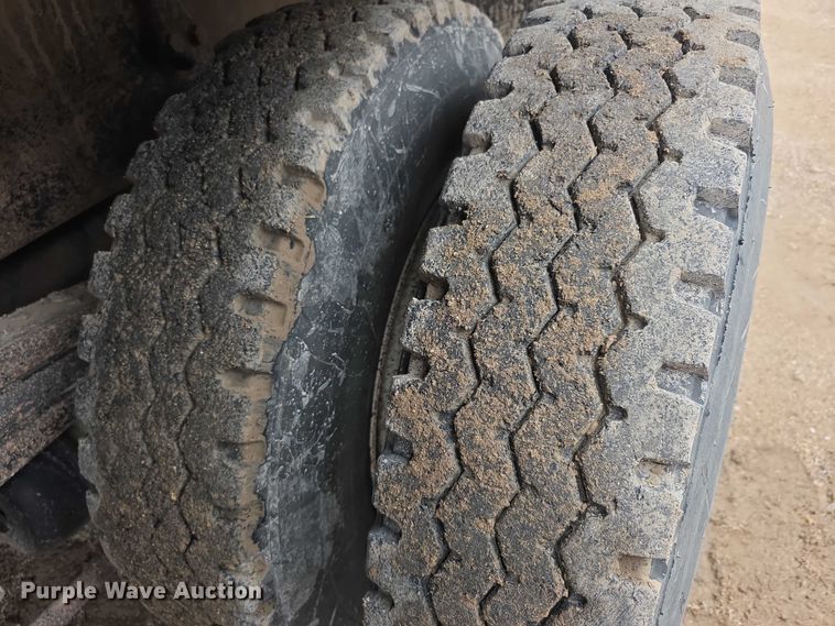 image for item EF3658 2006 Sterling L-Line dump truck