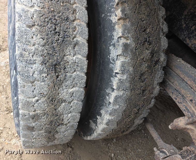 image for item EF3658 2006 Sterling L-Line dump truck