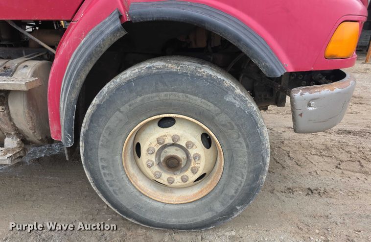 image for item EF3658 2006 Sterling L-Line dump truck