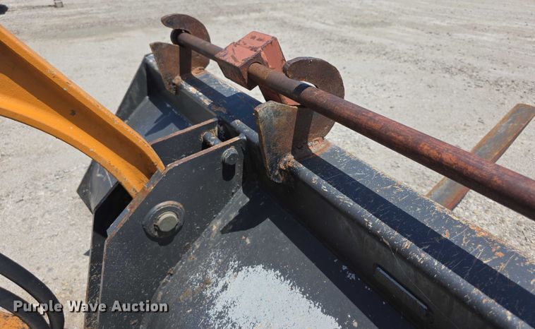 image for item EF3672 2013 Case 580 Super M backhoe