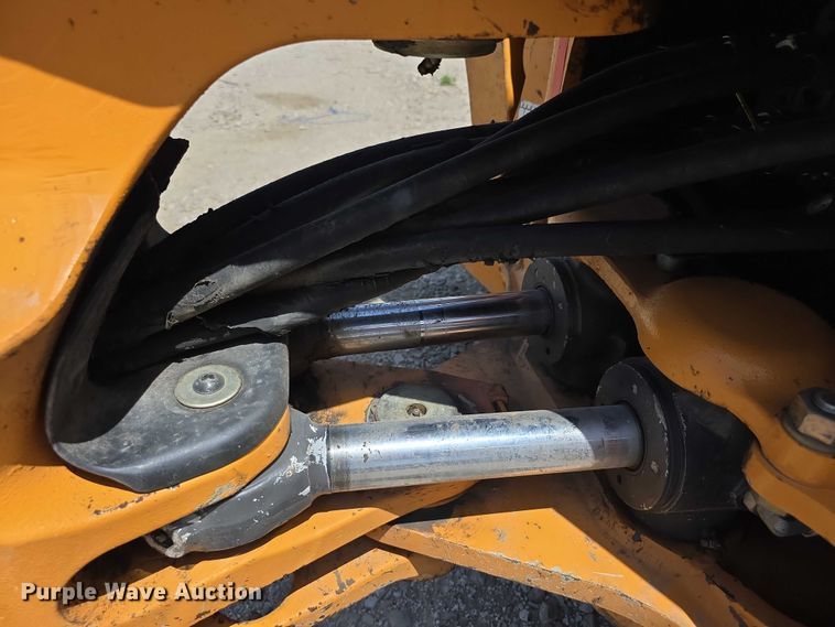 image for item EF3672 2013 Case 580 Super M backhoe