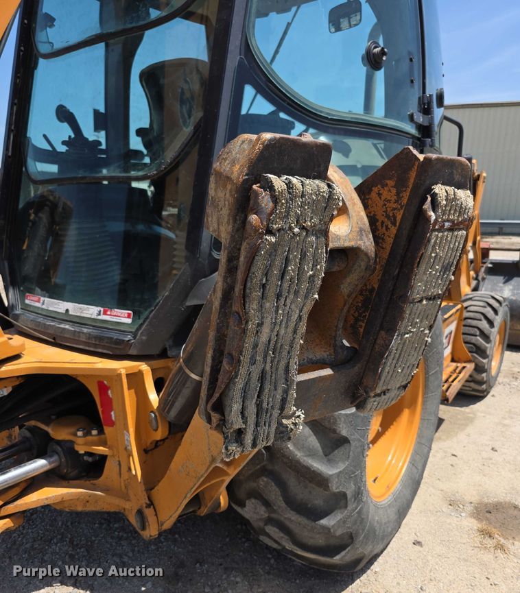 image for item EF3672 2013 Case 580 Super M backhoe