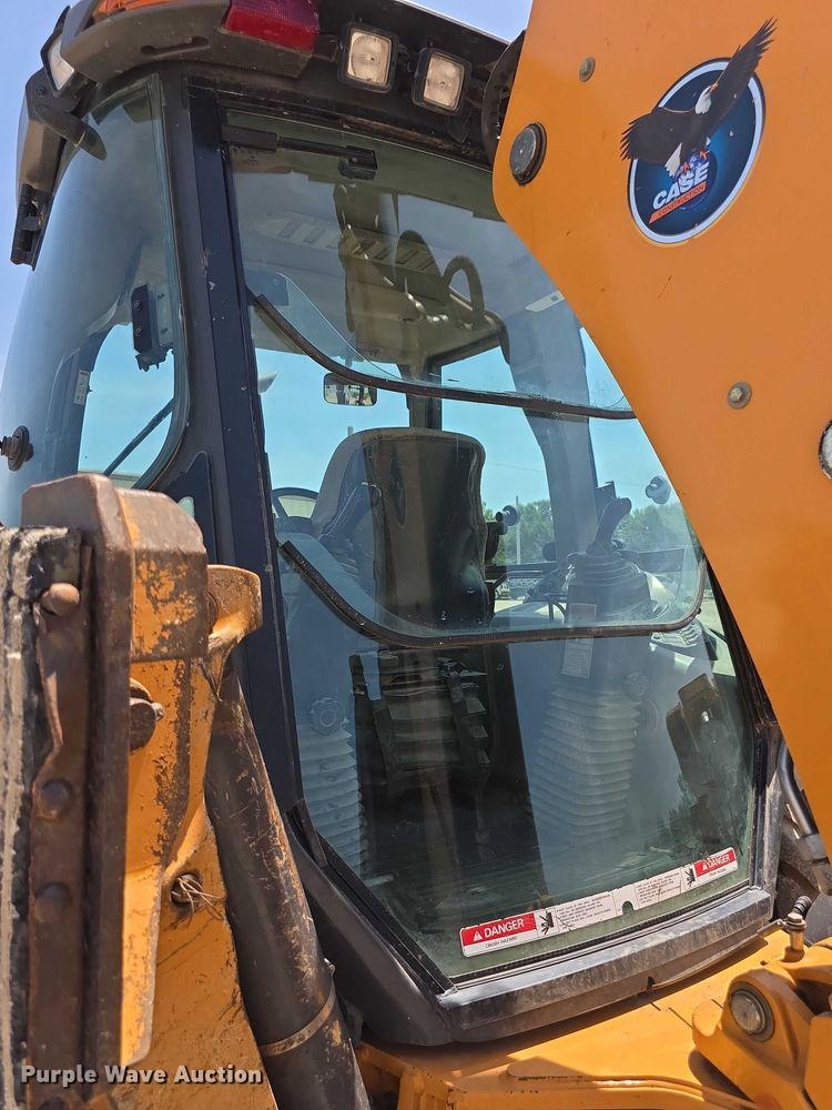 image for item EF3672 2013 Case 580 Super M backhoe