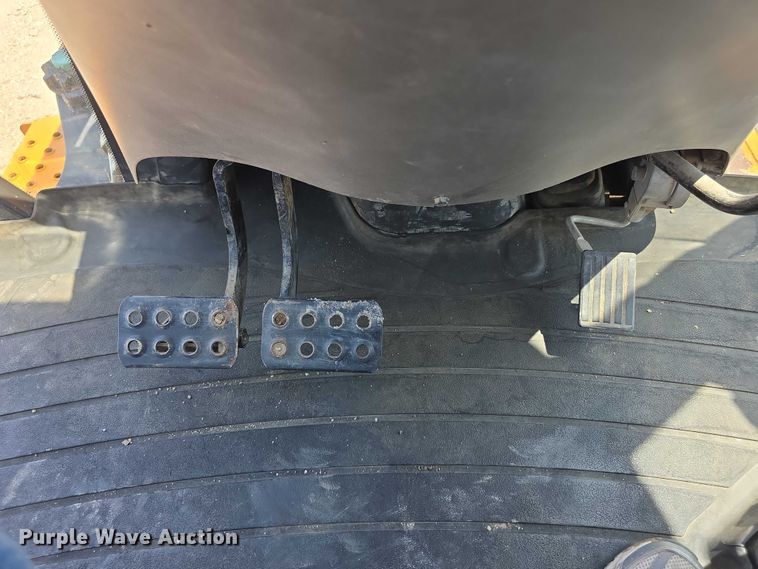 image for item EF3672 2013 Case 580 Super M backhoe