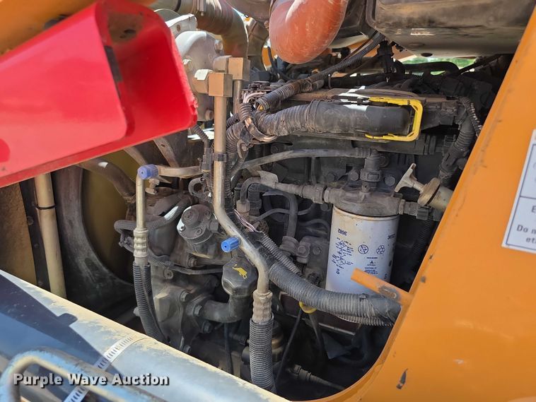 image for item EF3672 2013 Case 580 Super M backhoe