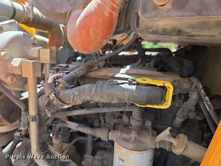 image for item EF3672 2013 Case 580 Super M backhoe