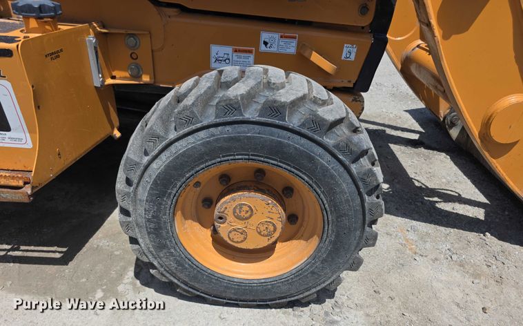 image for item EF3672 2013 Case 580 Super M backhoe