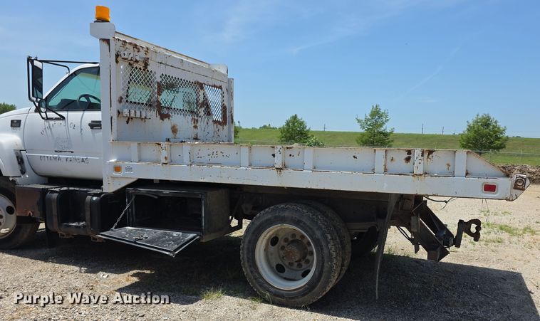 image for item EF3673 1999 Chevrolet C6500 dump flatbed truck