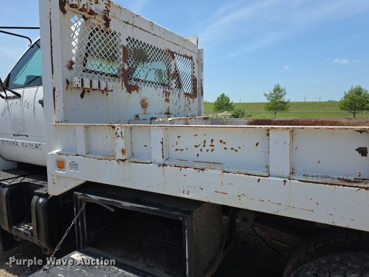 image for item EF3673 1999 Chevrolet C6500 dump flatbed truck