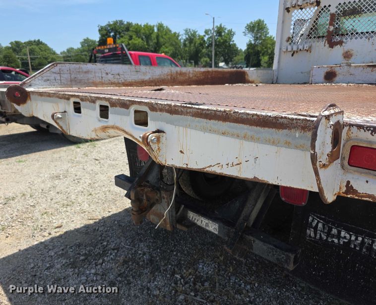 image for item EF3673 1999 Chevrolet C6500 dump flatbed truck