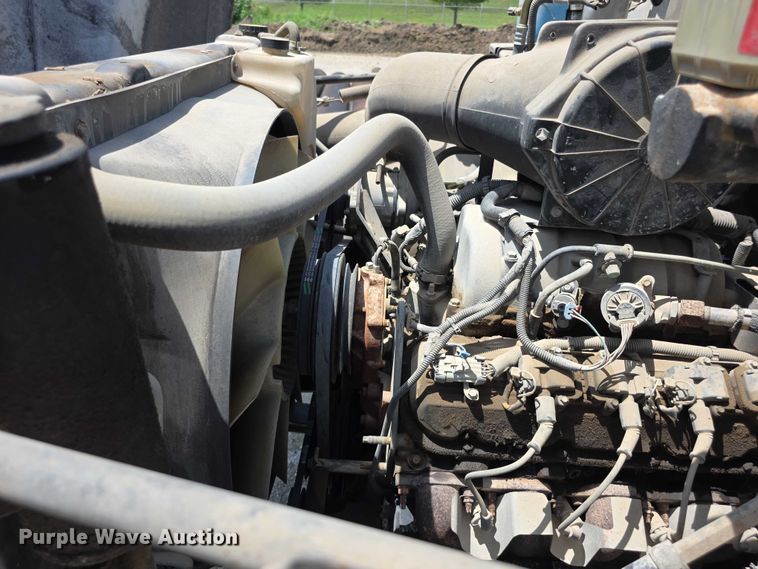 image for item EF3673 1999 Chevrolet C6500 dump flatbed truck