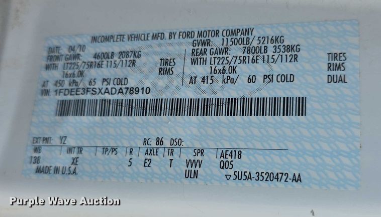 image for item EF3674 2010 Ford E350 Super Duty shuttle bus