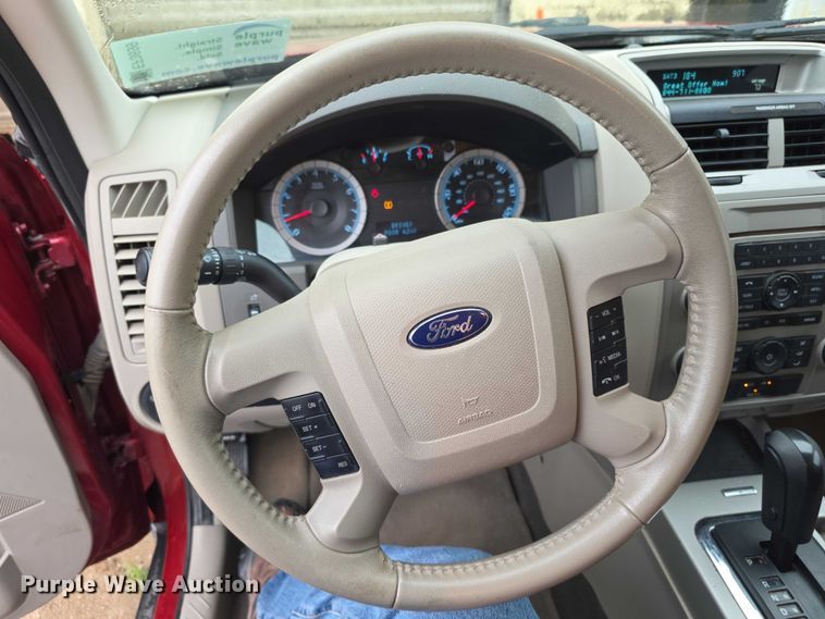 image for item EF3699 2010 Ford Escape XLT SUV