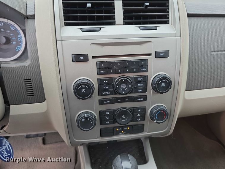 image for item EF3699 2010 Ford Escape XLT SUV