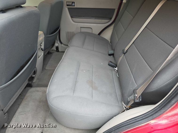 image for item EF3699 2010 Ford Escape XLT SUV