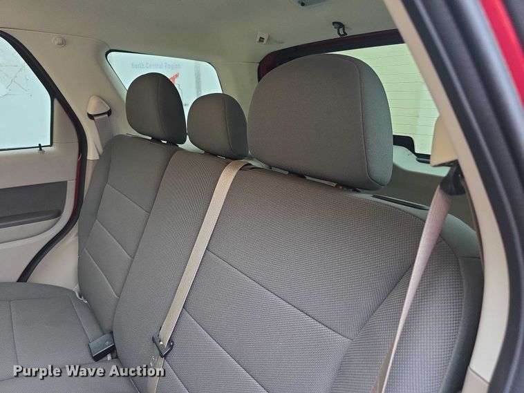 image for item EF3699 2010 Ford Escape XLT SUV