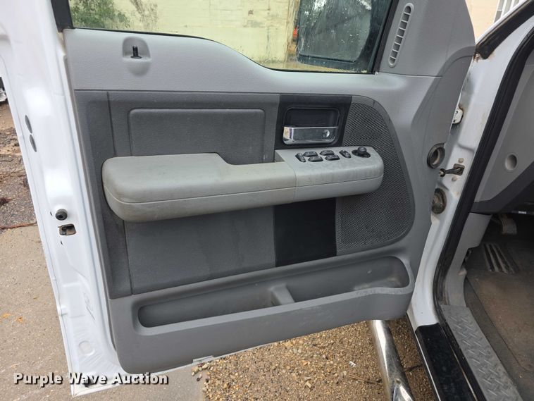 image for item EF3700 2007 Ford F150 SuperCrew pickup truck