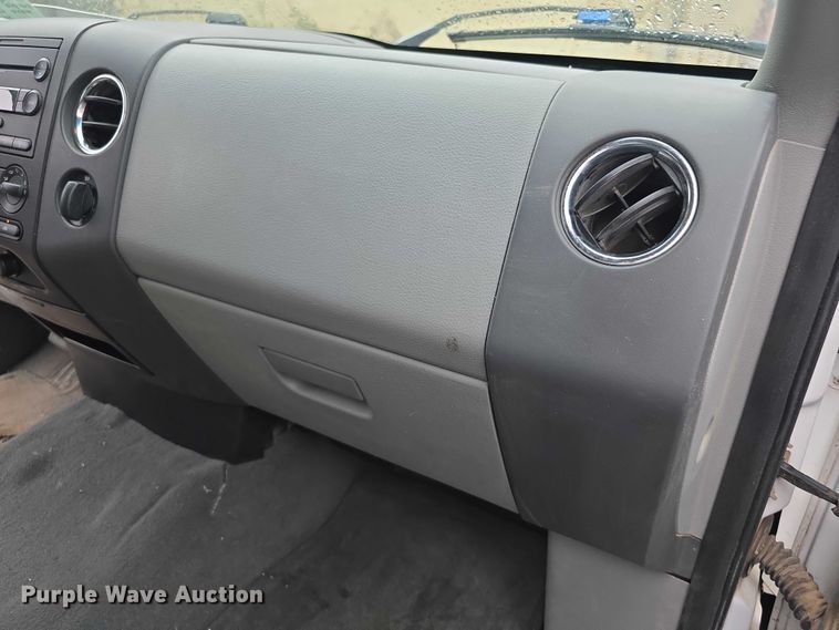 image for item EF3700 2007 Ford F150 SuperCrew pickup truck