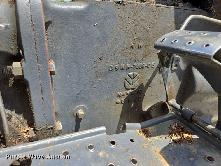 image for item EG8148 New Holland 3930 tractor