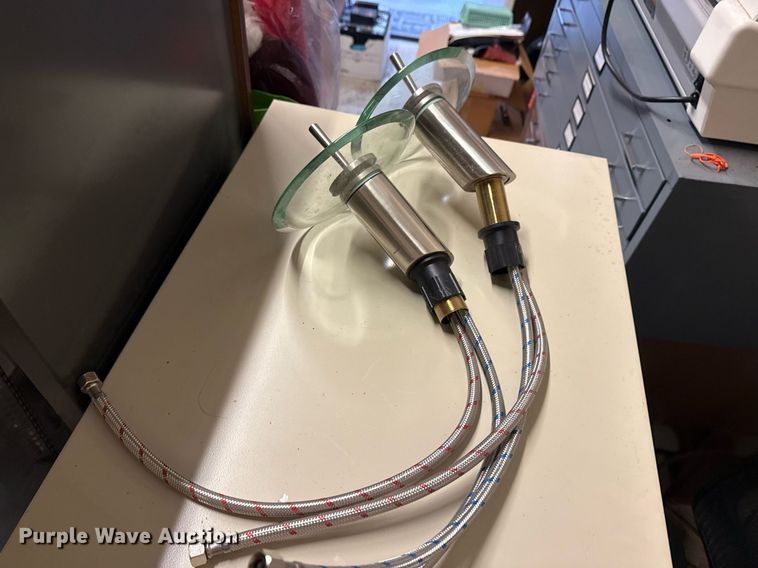 image for item EG8162 Office equipment